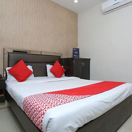 Oyo 6325 Hotel Kiran Raipur  ภายนอก รูปภาพ