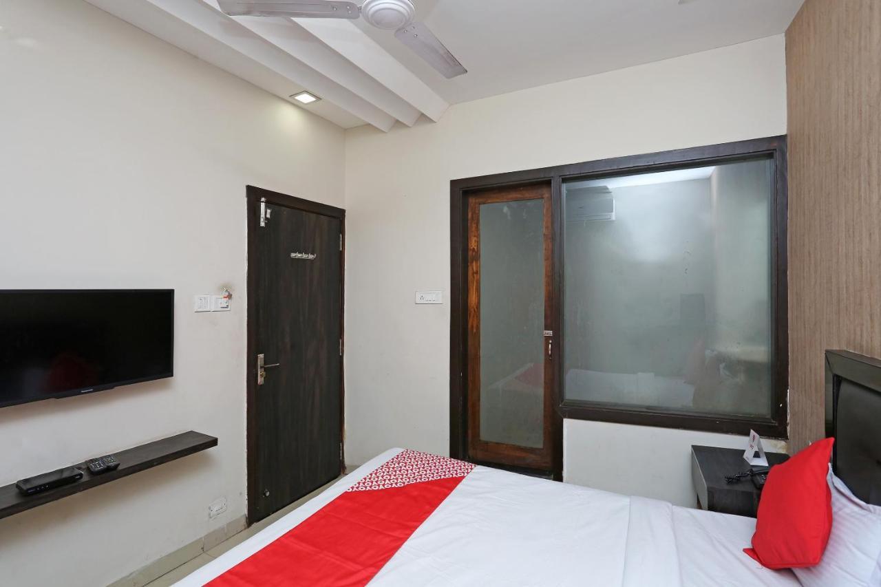 Oyo 6325 Hotel Kiran Raipur  ภายนอก รูปภาพ